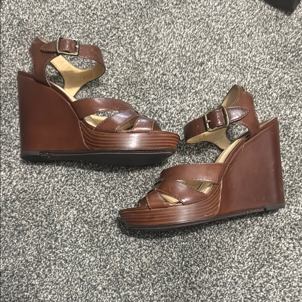 Frye Alexa Seam Brown Wedge Sandals NEW 10